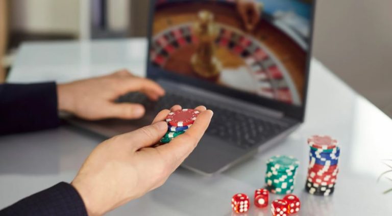 Exploring the Soaring Popularity of Casino Gaming Online